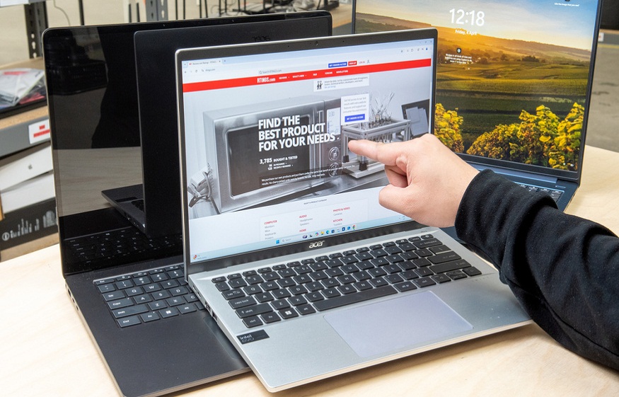 Touchscreen Laptop